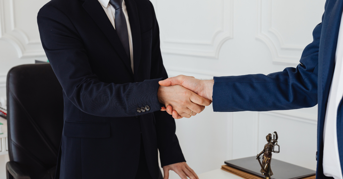 How to Ask for a Pay Rise Confidently: Tips, Scripts, and Best Timing